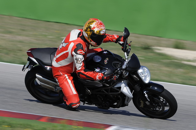 ТЕСТ-ДРАЙВ: MV Agusta Brutale 990R (2010) – 998 впечатлений